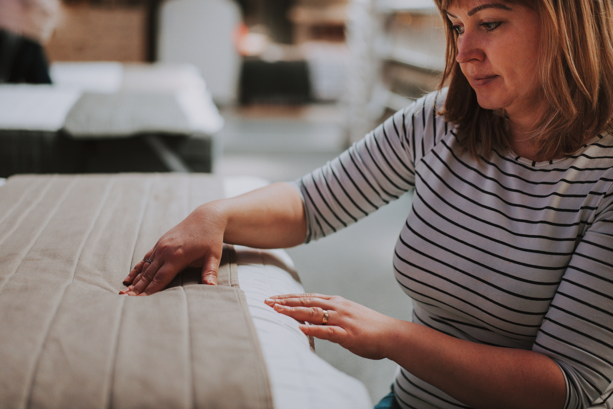 Helpful Mattress Shopping Advice for Hot Sleepers