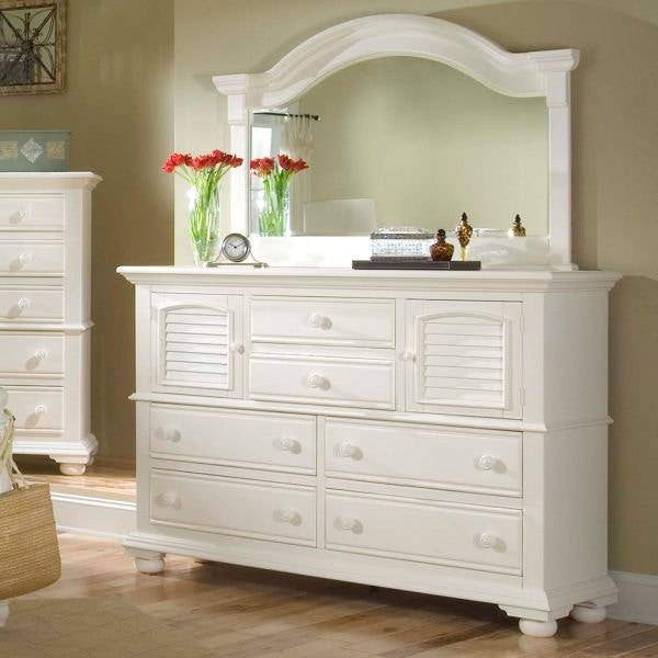 High Dresser