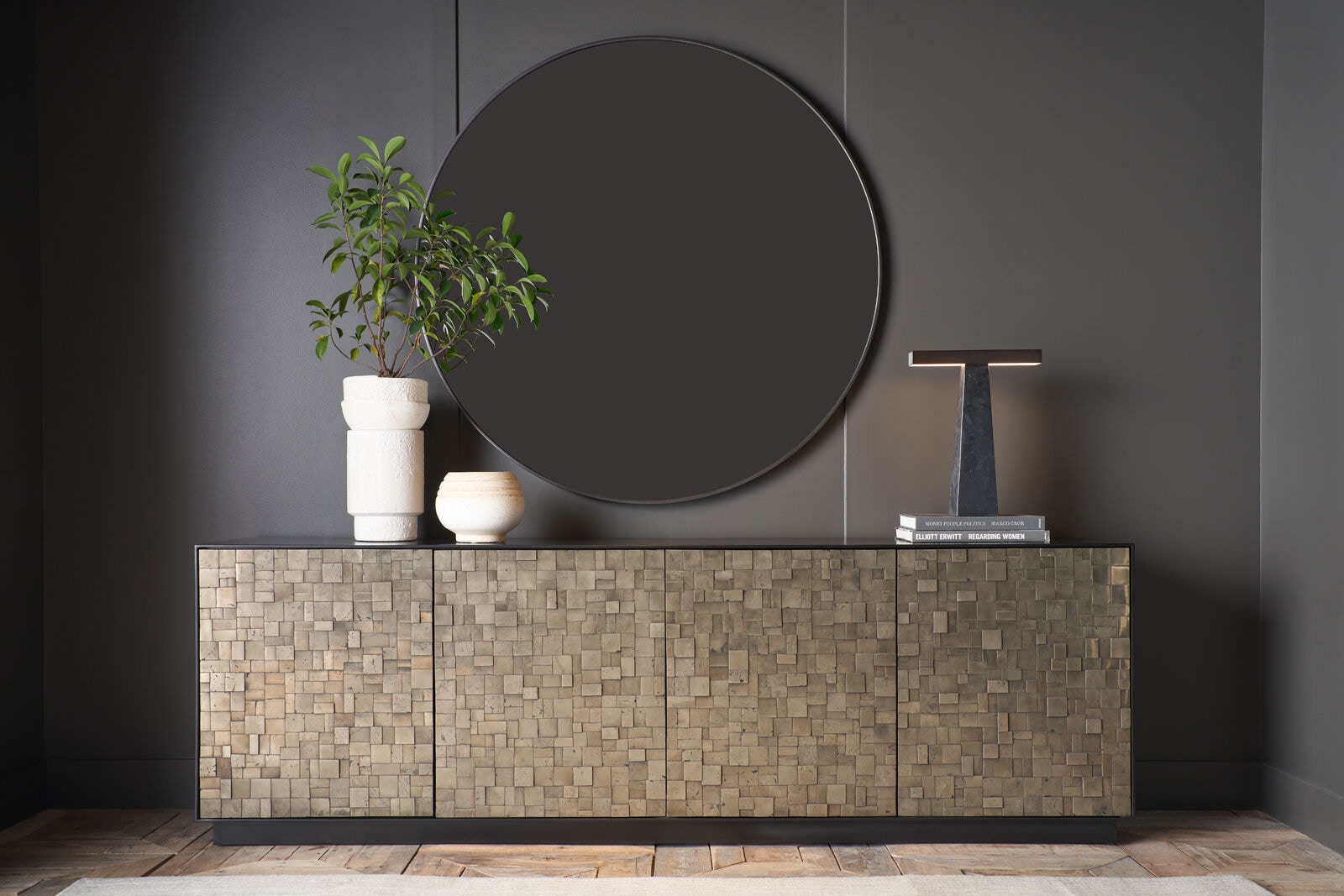 COSMO CREDENZA