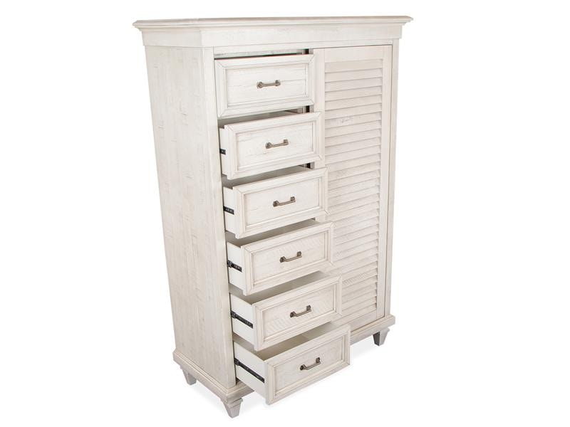 Gentleman's Chest